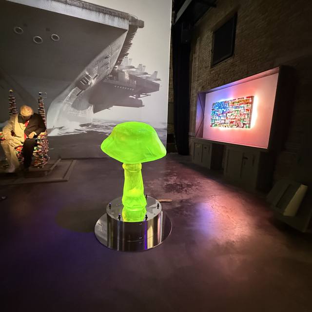 Venice Biennale, More Pavilions & Exhibitions, David Černý Private Exhibition
